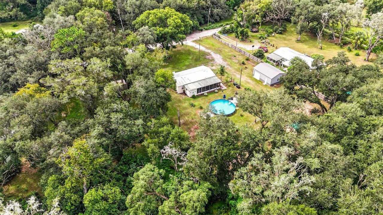 39607 Louise Drive , Zephyrhills, FL 33540 Photo