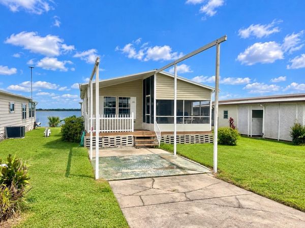 131 BONNIE DRIVE , AUBURNDALE, FL 33823