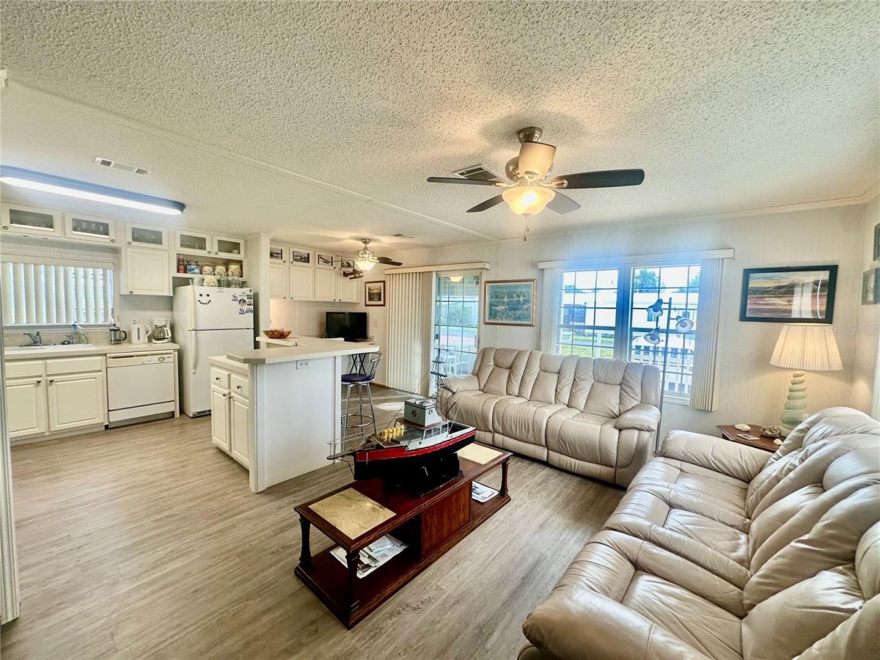 131 Bonnie Drive , Auburndale, FL 33823 Photo