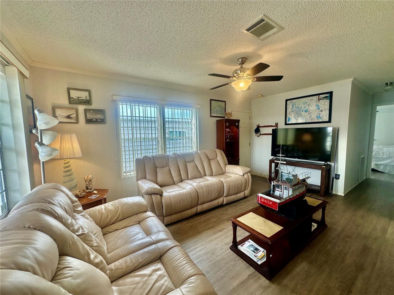 131 Bonnie Drive , Auburndale, FL 33823 Photo