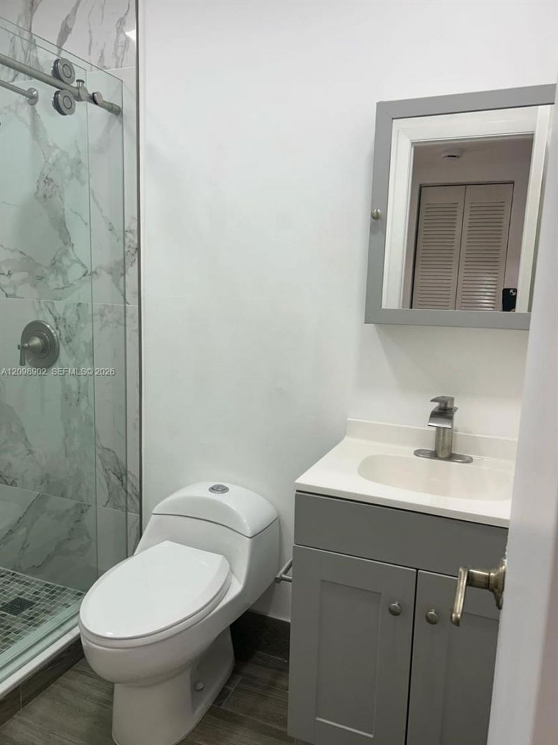 10445 NW 8th St , Unit 201, Pembroke Pines, FL 33026 Photo