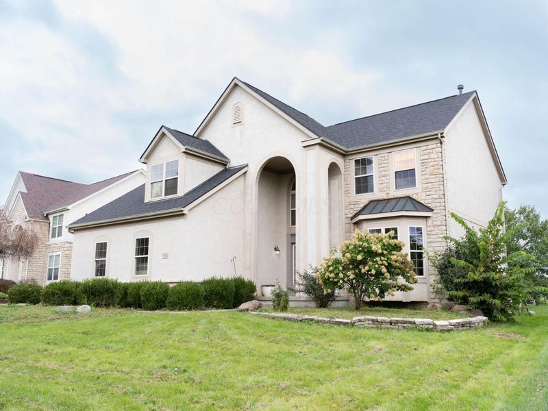 5042 Silver Woods Lane, Dublin, OH 43016 Photo 3