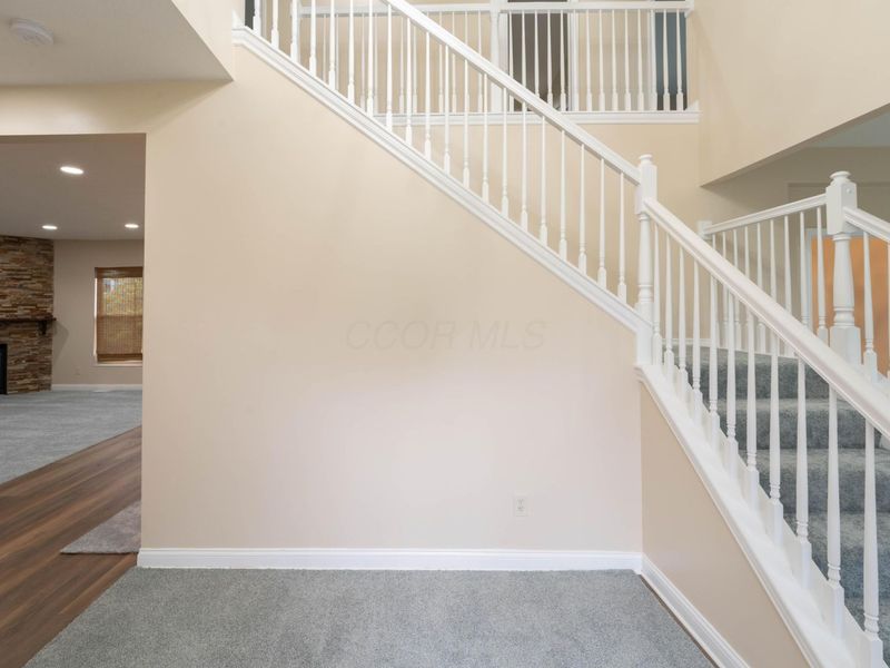 5042 Silver Woods Lane, Dublin, OH 43016 Photo 6