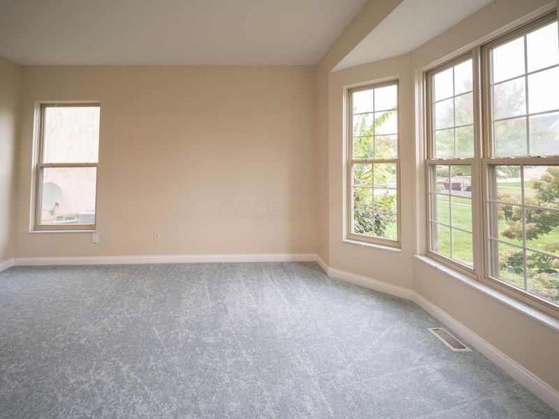 5042 Silver Woods Lane, Dublin, OH 43016 Photo 9
