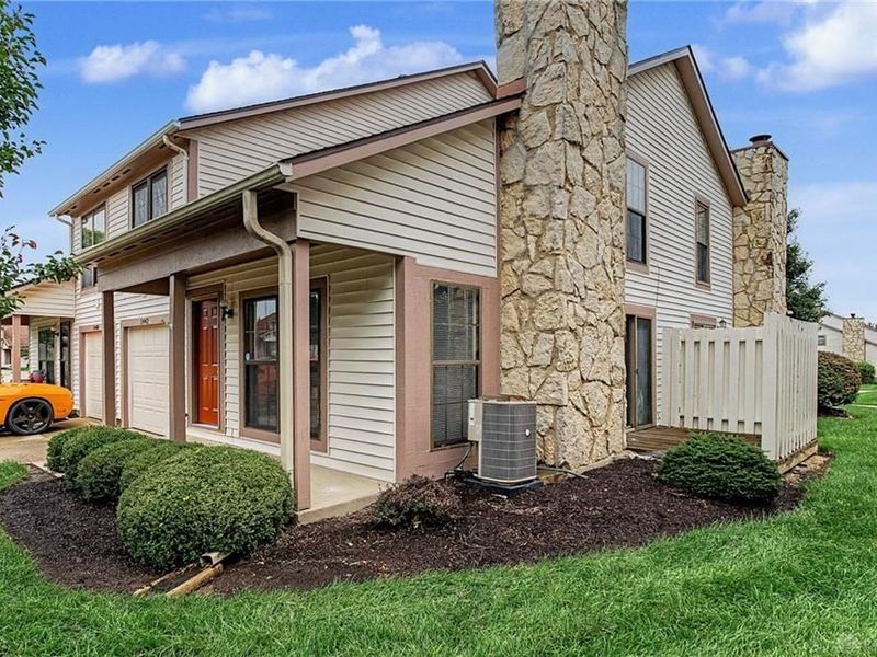 1442 Sanzon Drive, Fairborn, OH 45324 Photo 1