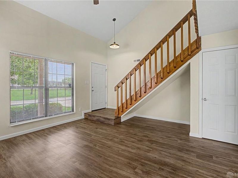 1442 Sanzon Drive, Fairborn, OH 45324 Photo 6