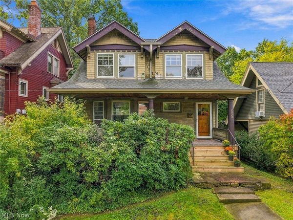 2828 Hampshire Road , Cleveland Heights, OH 44118