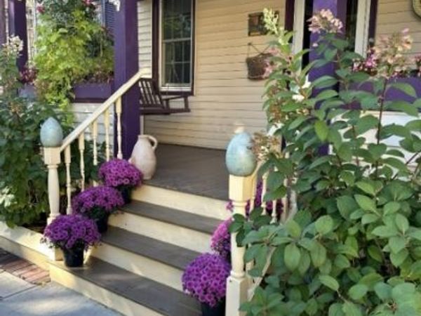 5 S Harrison St, Frenchtown, NJ 08825