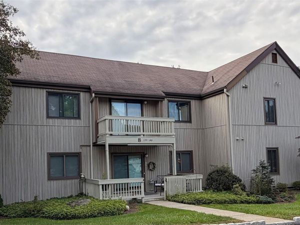 136 Sycamore Drive , Middletown, NY 10940