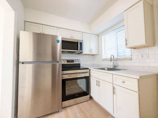 2961 NE 7th Avenue, Unit Apt a, Pompano Beach, FL 33064