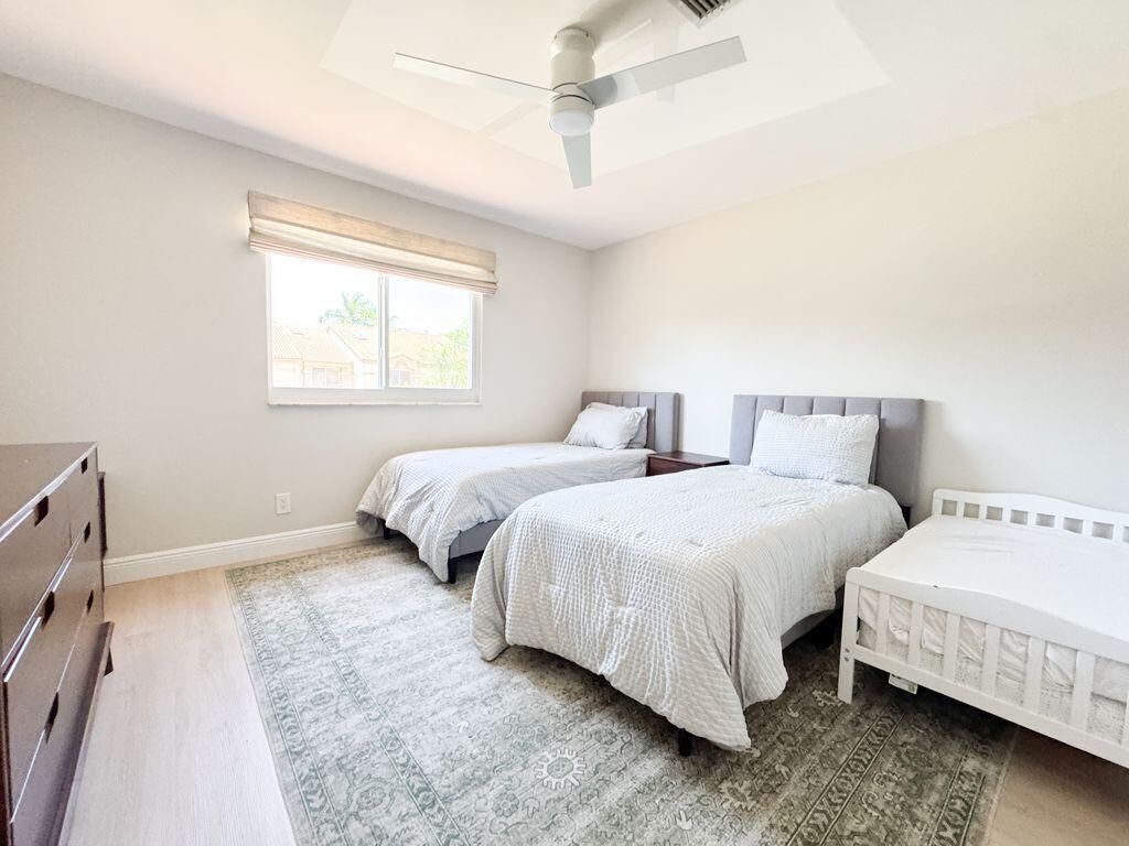 6819 Via Regina, Boca Raton, FL 33433 Photo