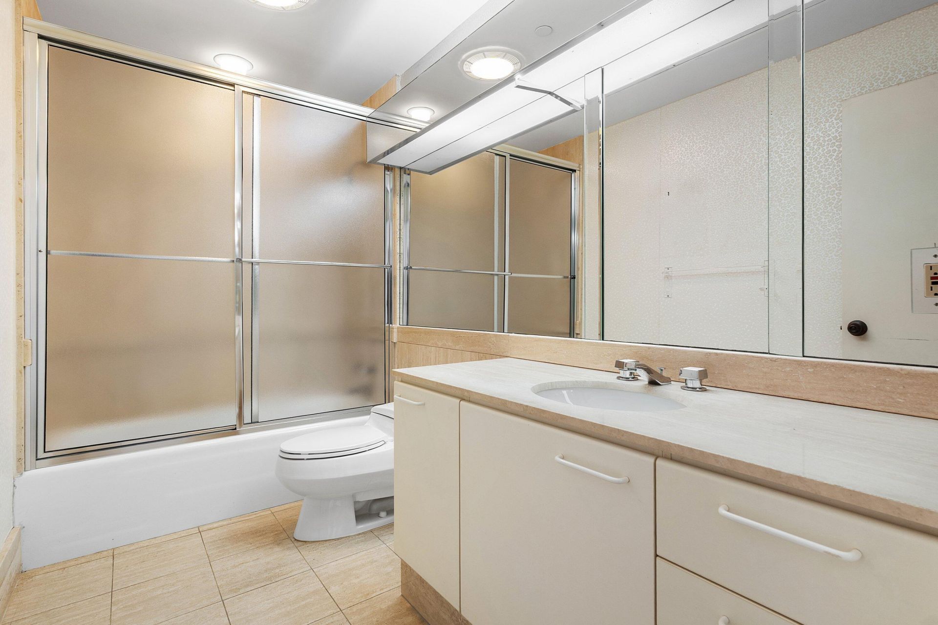 2920 SE Dune Drive, Unit 230, Hutchinson Island, FL 34996 Photo