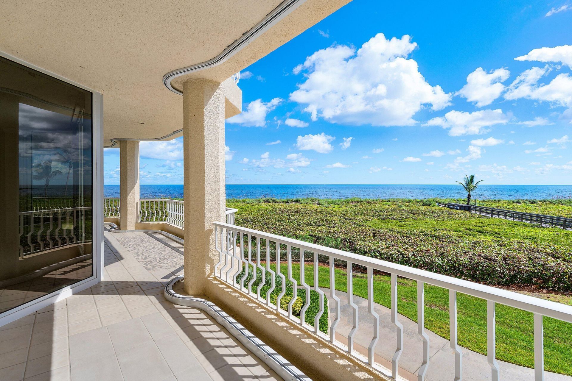 2920 SE Dune Drive, Unit 230, Hutchinson Island, FL 34996 Photo