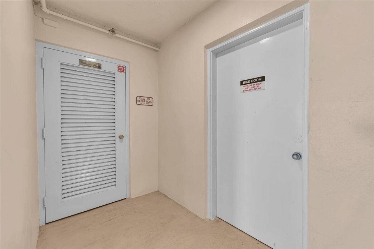 3520 Oaks Way, Unit 904, Pompano Beach, FL 33069 Photo