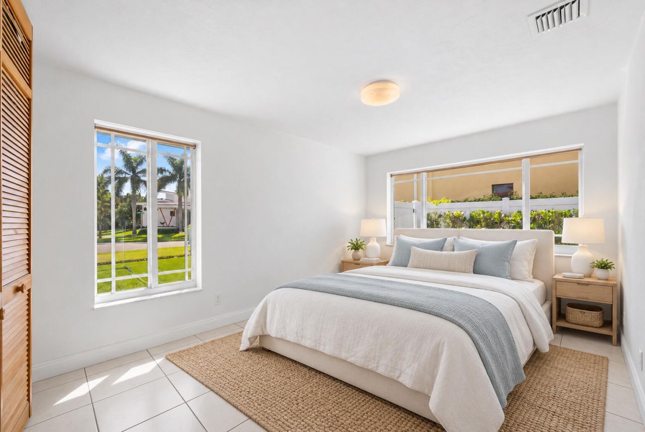 881 NE 4th Avenue, Boca Raton, FL 33432 Photo