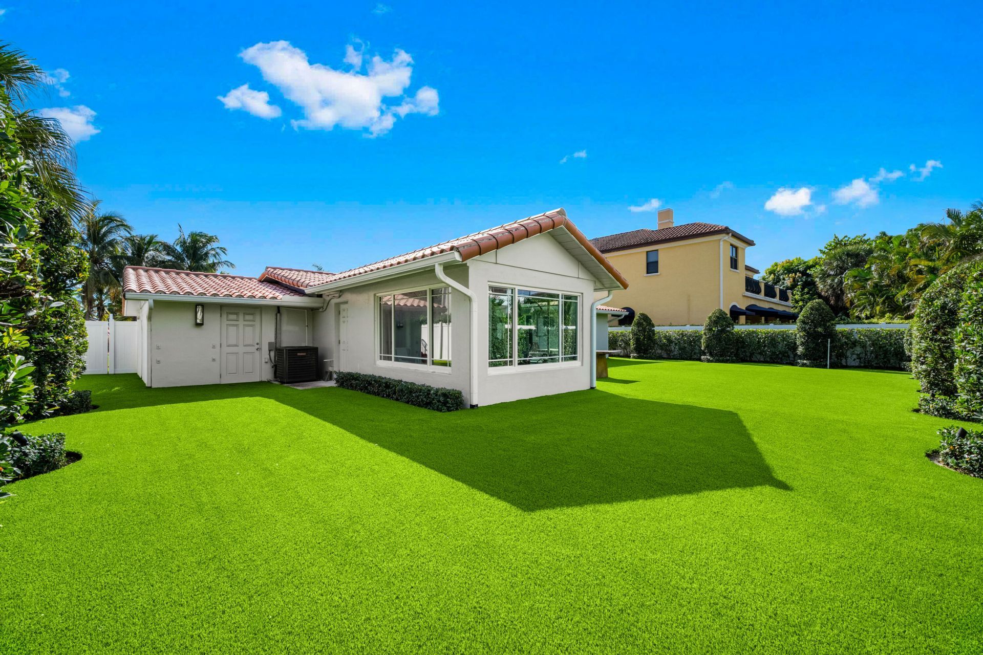 881 NE 4th Avenue, Boca Raton, FL 33432 Photo
