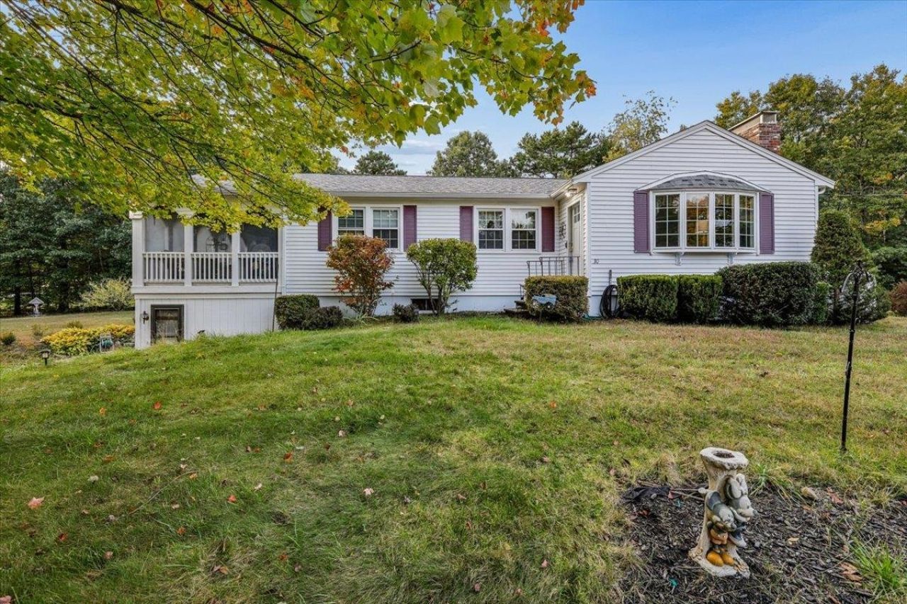 30 Whippoorwill Drive, Newton, NH 03858 Main Photo