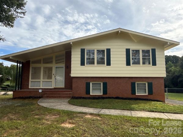 1413 Grovewood Drive , Charlotte, NC 28208