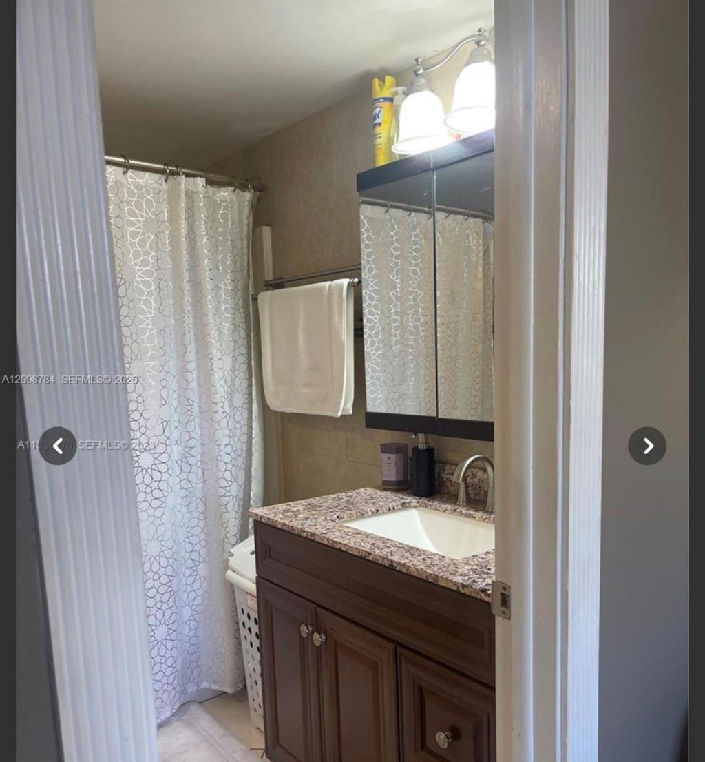 10241 NW 9th St Cir , Unit 209-5, Miami, FL 33172 Photo