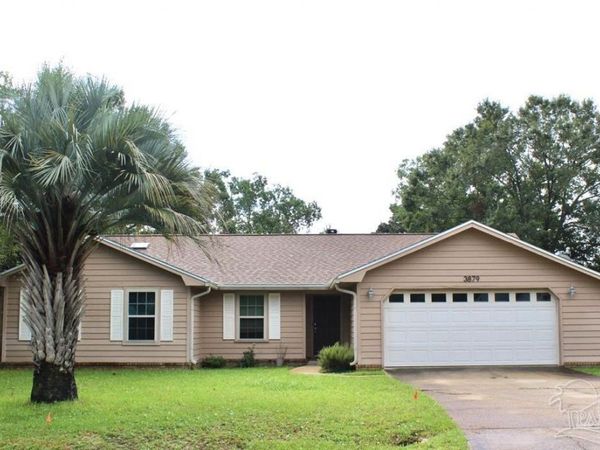 3879 Sailwind Dr, Gulf Breeze, FL 32563