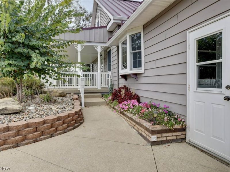 7759 Edie Hill Road SE, Uhrichsville, OH 44683 Photo 3