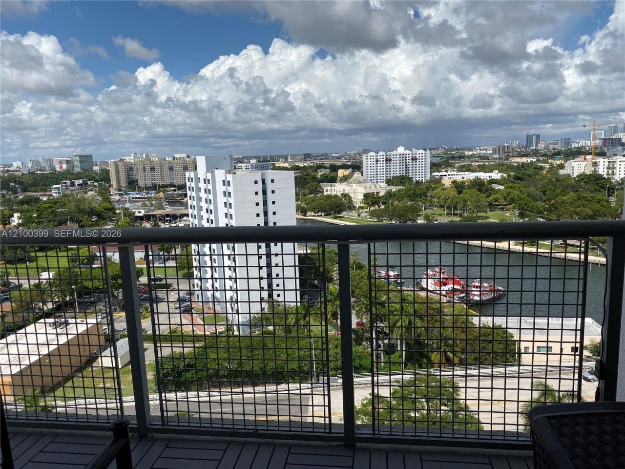 10 SW South River Dr , Unit 1513, Miami, FL 33130 Photo