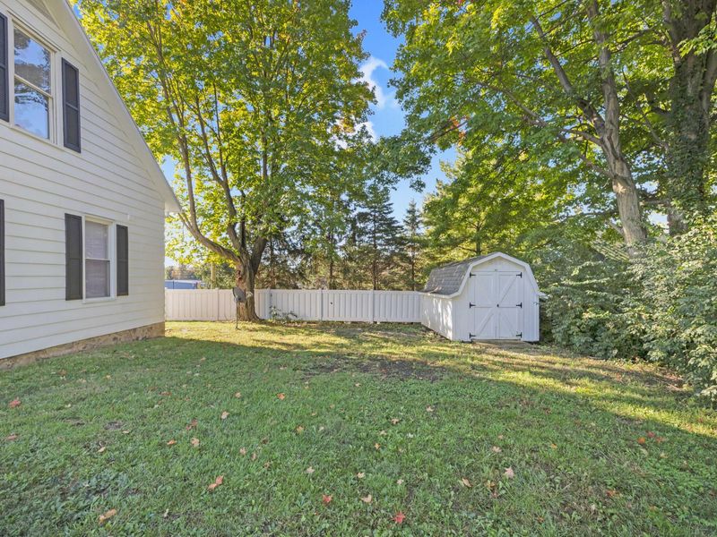 548 Center Avenue, Bellefontaine, OH 43311 Photo 37