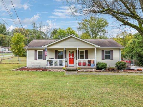 40 Roberts Ln , Lebanon, TN 37087