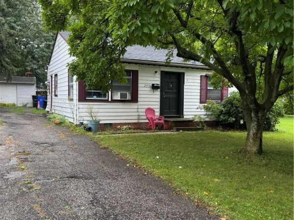 2436 Greenvale Road , Cleveland, OH 44121