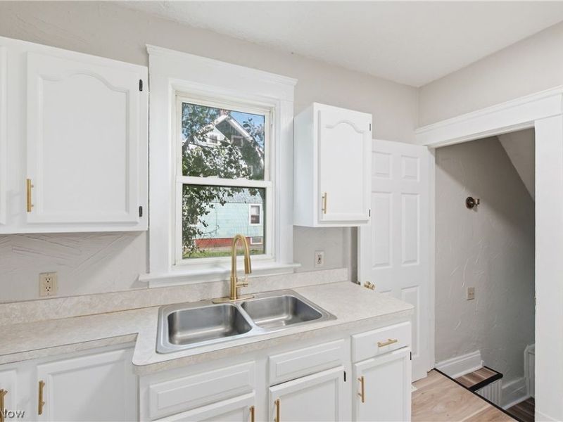 904 E 144th Street, Cleveland, OH 44110 Photo 18