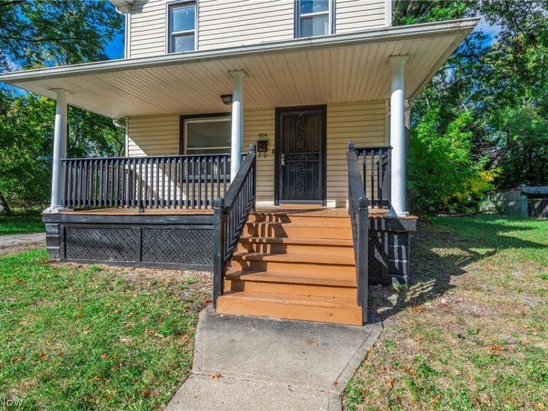 904 E 144th Street, Cleveland, OH 44110 Photo 2