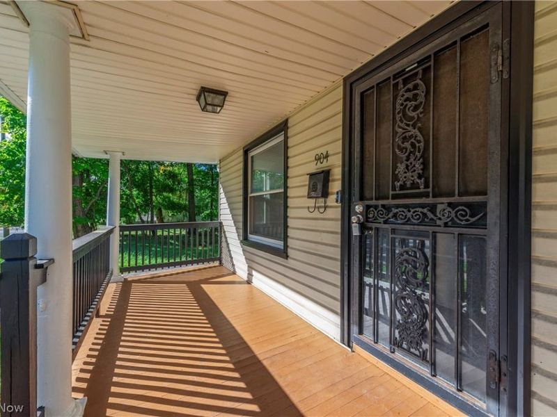 904 E 144th Street, Cleveland, OH 44110 Photo 7