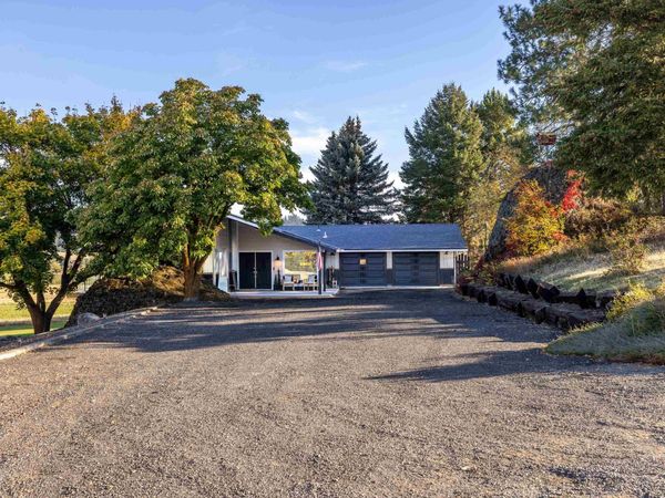 8001 E Woolard Rd, Colbert, WA 99005