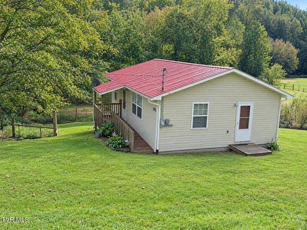 1743 Dry Creek Road, Blackwater, VA 24221