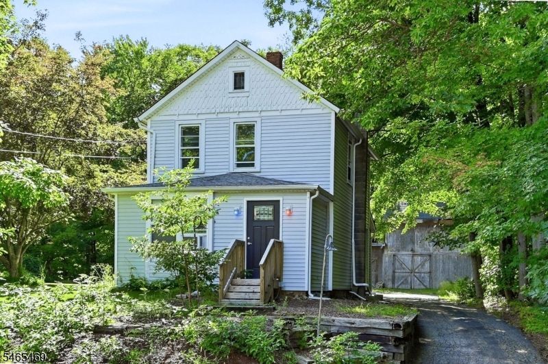 655 Macopin Rd, West Milford, NJ 07480 Main Photo