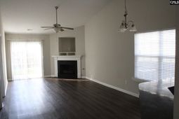 55 Monmouth Court  photo 4