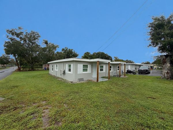 617 PLATEAU AVENUE, LAKELAND, FL 33815