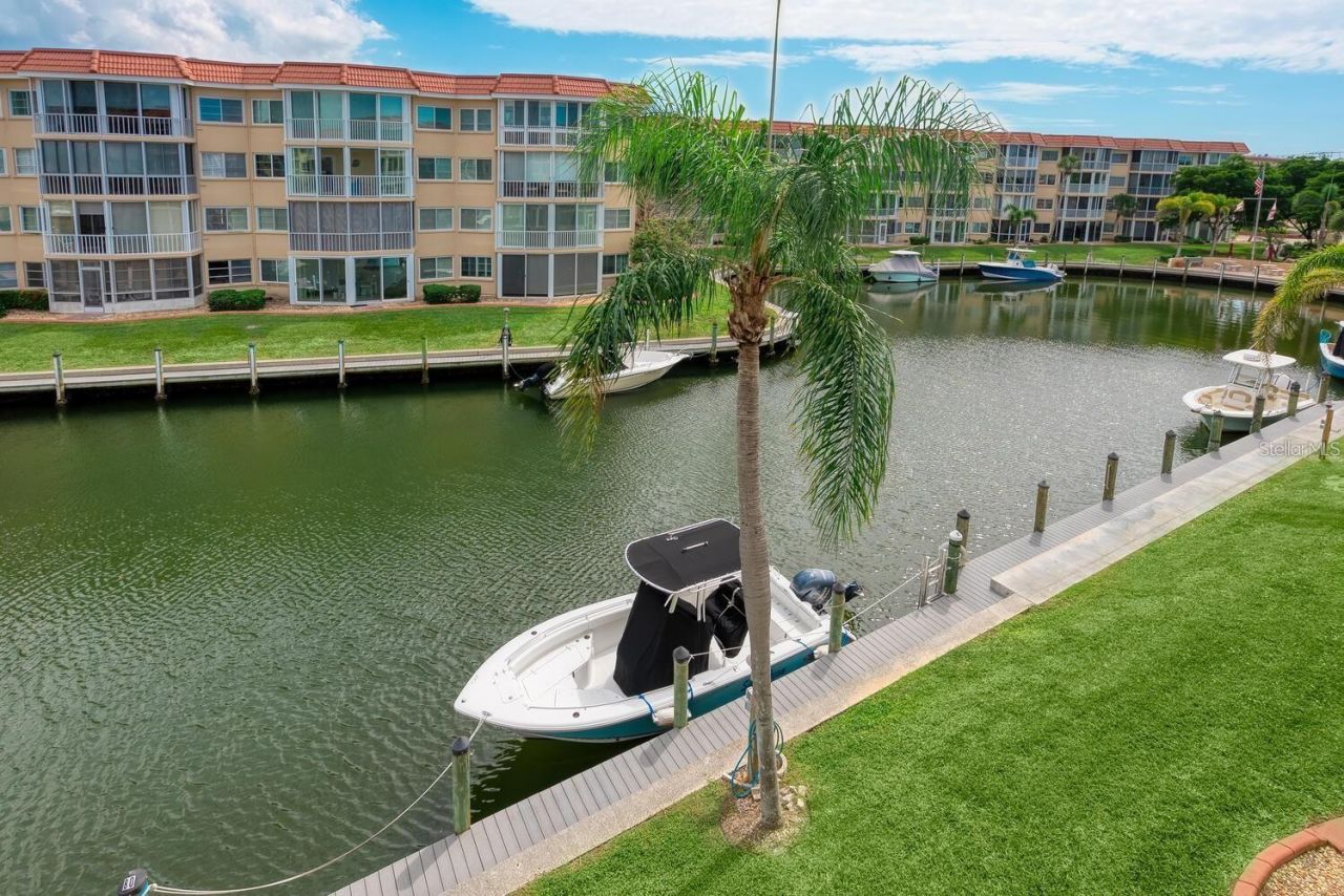 1250 N Portofino Drive, Unit 304, Sarasota, FL 34242 Photo