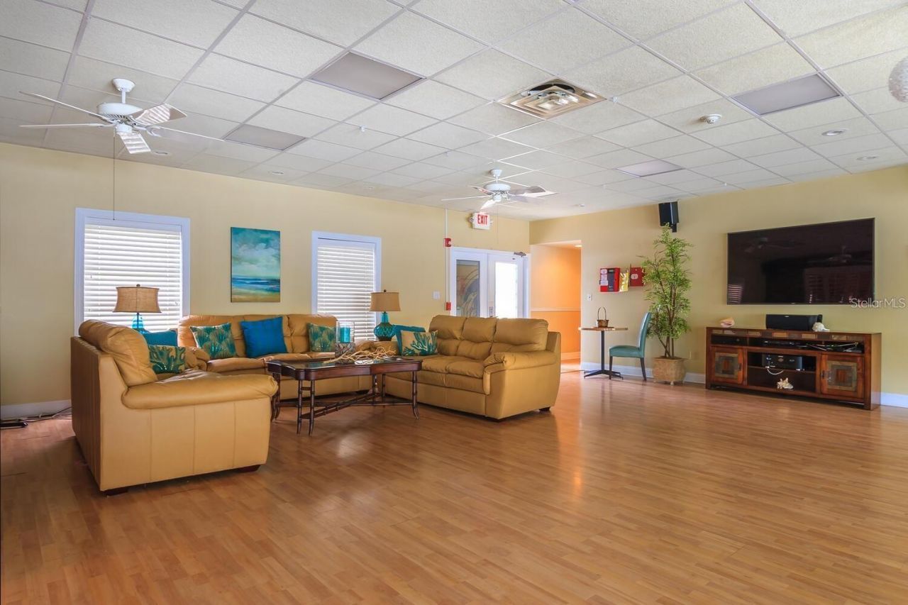 1250 N Portofino Drive, Unit 304, Sarasota, FL 34242 Photo