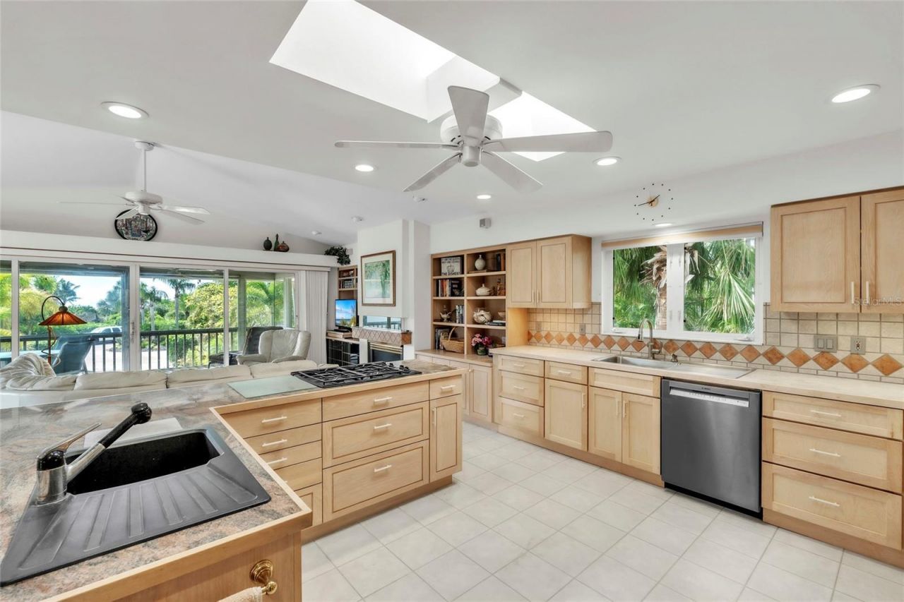 103 Sunset Lane, Anna Maria, FL 34216 Photo