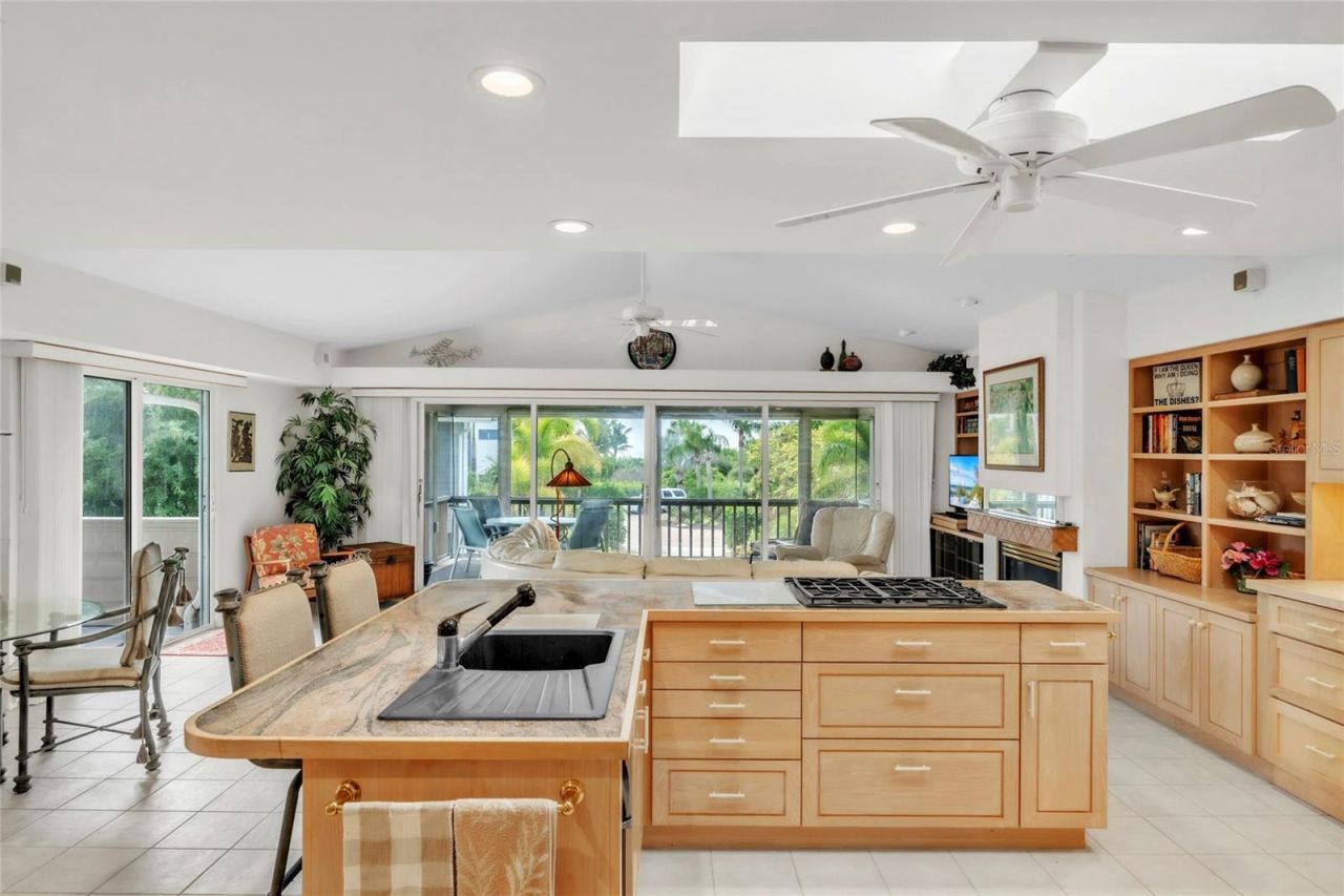 103 Sunset Lane, Anna Maria, FL 34216 Photo
