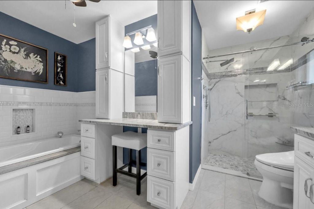3458 Wilkinson Woods Drive, Unit 2, Sarasota, FL 34231 Photo