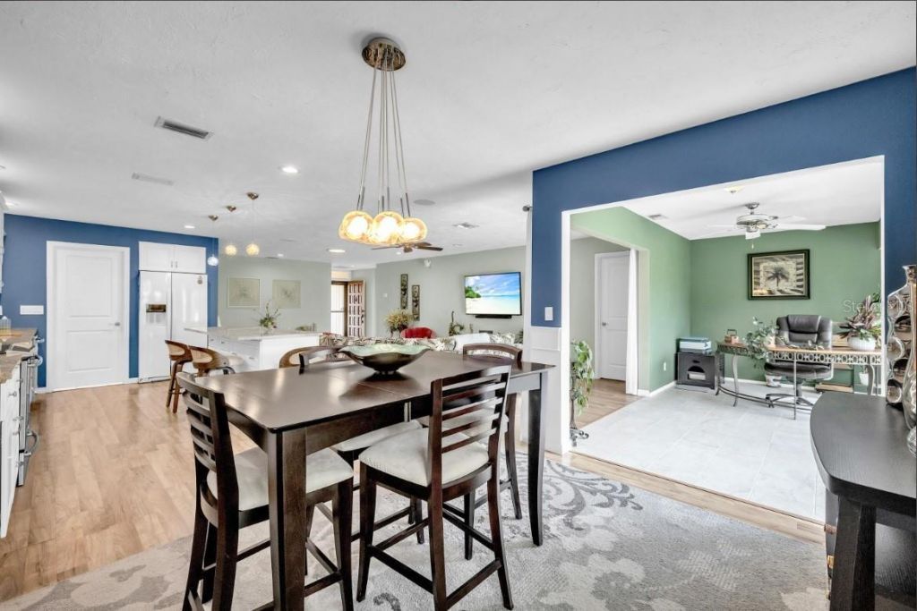 3458 Wilkinson Woods Drive, Unit 2, Sarasota, FL 34231 Photo