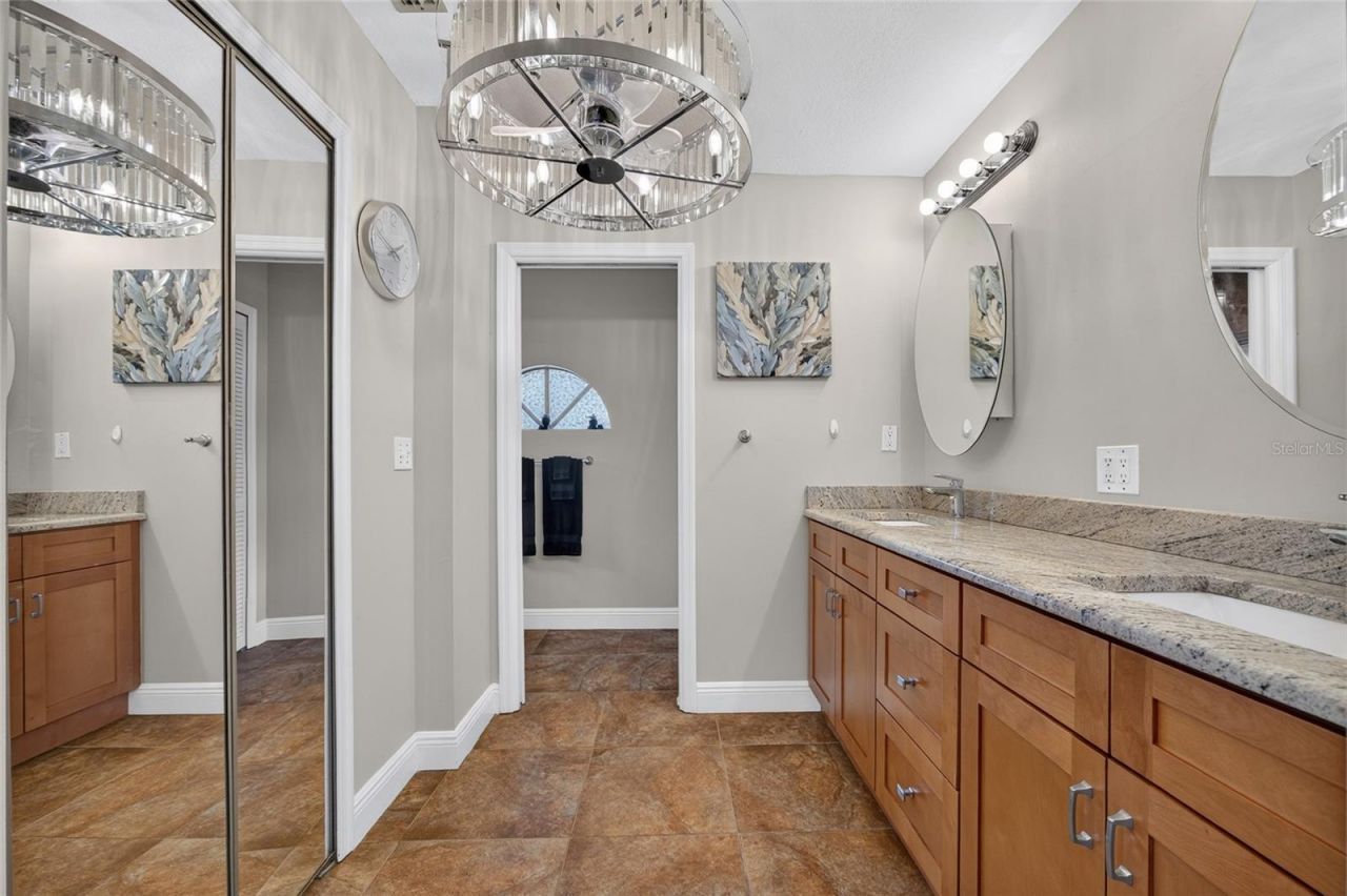 4933 Seville Court , Cape Coral, FL 33904 Photo