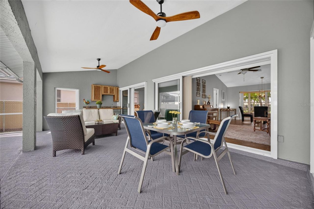 4933 Seville Court , Cape Coral, FL 33904 Photo