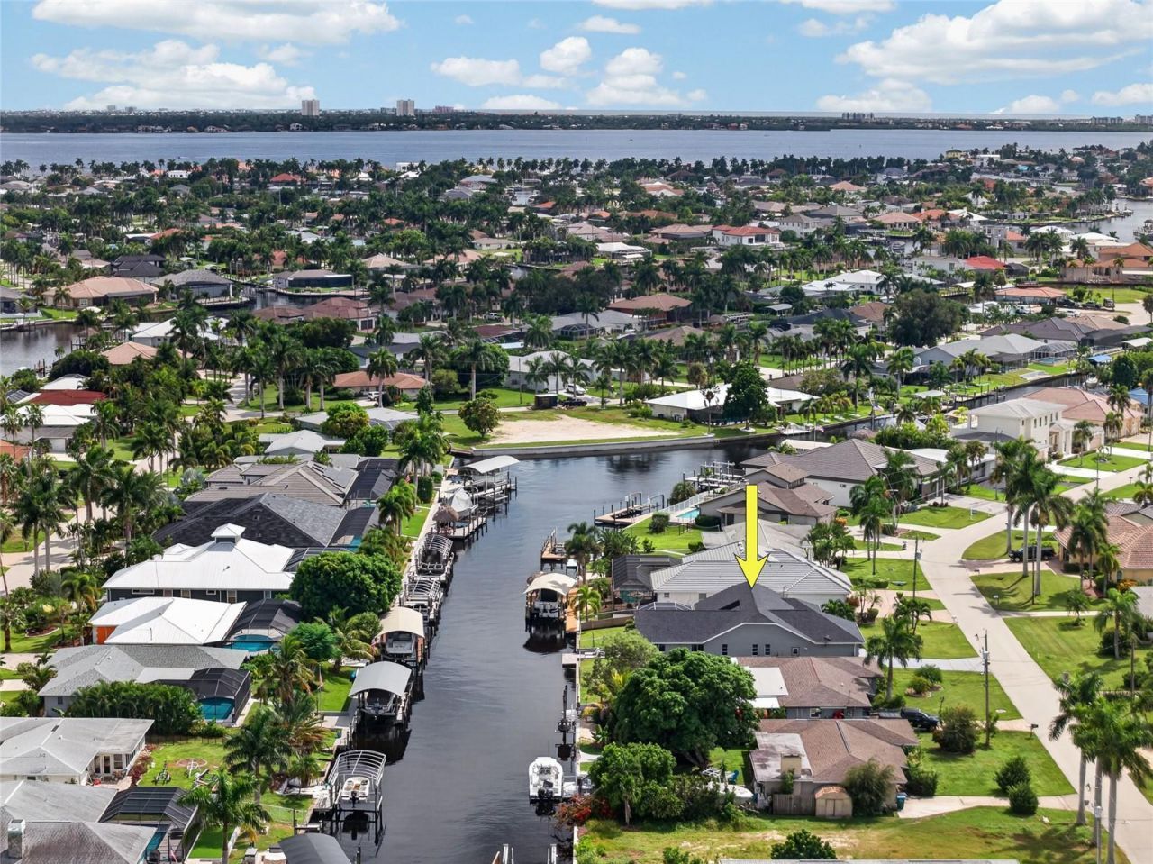 4933 Seville Court , Cape Coral, FL 33904 Photo