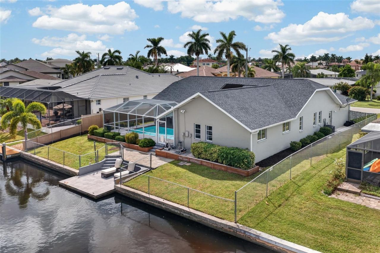 4933 Seville Court , Cape Coral, FL 33904 Photo