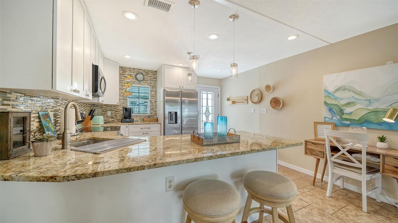 1229 Moonmist Circle, Unit P6, Sarasota, FL 34242 Photo