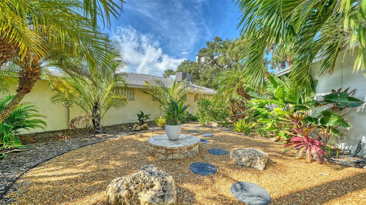 1229 Moonmist Circle, Unit P6, Sarasota, FL 34242 Photo