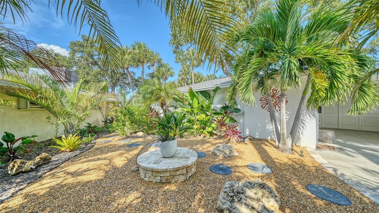 1229 Moonmist Circle, Unit P6, Sarasota, FL 34242 Photo